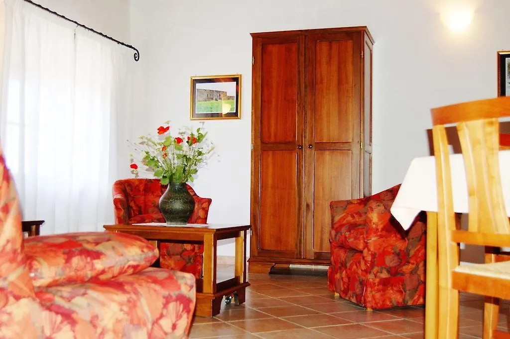 Le Valli Aparthotel Pomarance 0*,